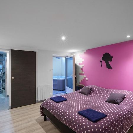 Appartement Spa Privatif Et Cinema Centre Ville Metz Eksteriør billede